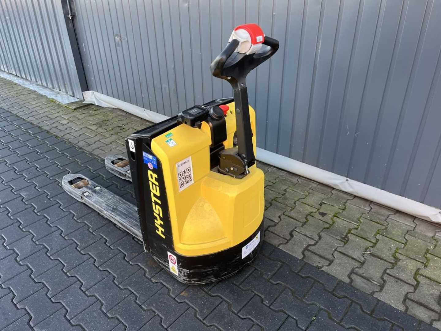 Used Forklift Hyster P1.6 Žemo kėlimo krautuvas su grąžulu (Image 3) Used Forklift Hyster P1.6 Žemo kėlimo krautuvas su grąžulu (Image 3)