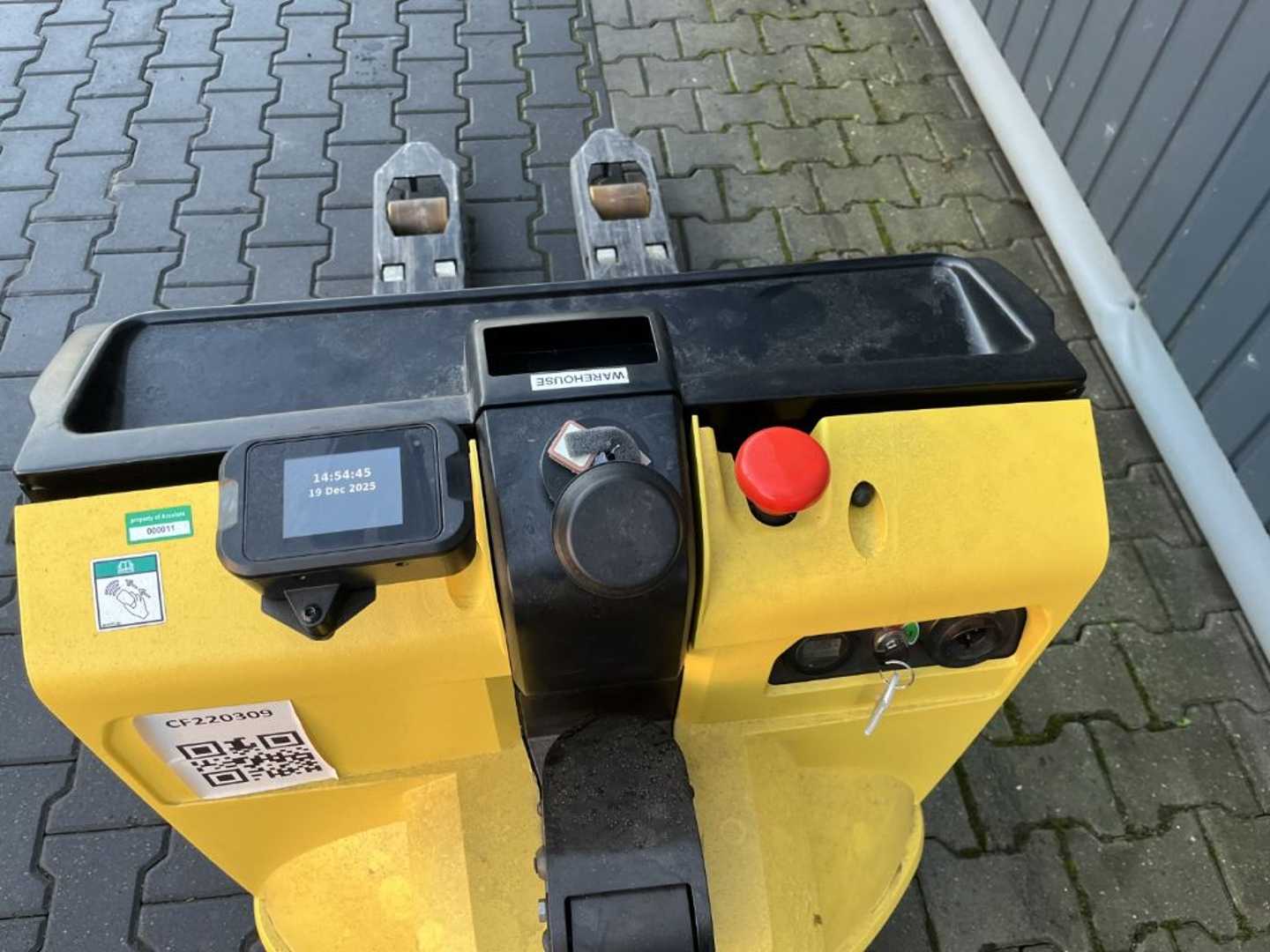 Used Forklift Hyster P1.6 Žemo kėlimo krautuvas su grąžulu (Image 8) Used Forklift Hyster P1.6 Žemo kėlimo krautuvas su grąžulu (Image 8)