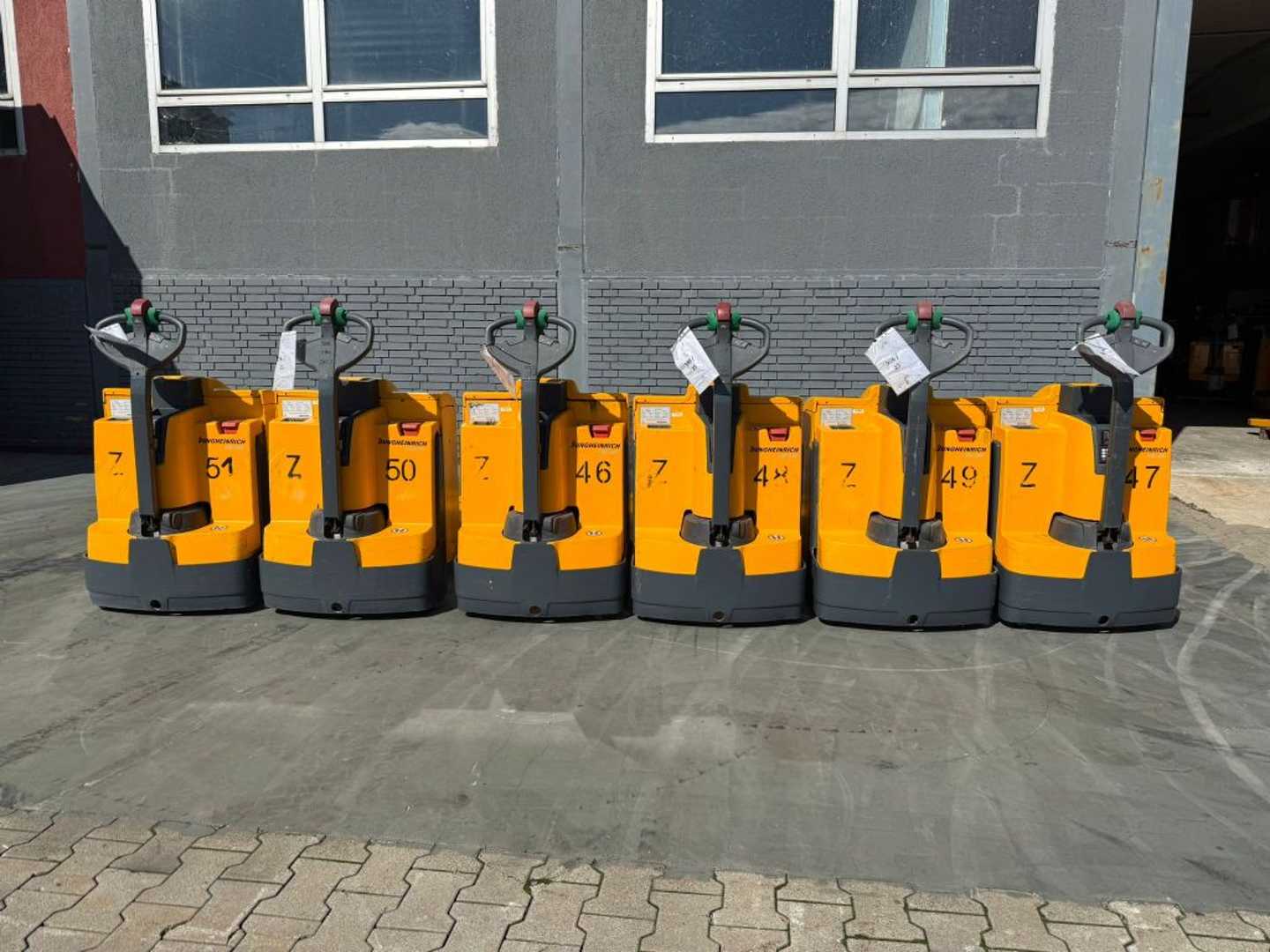 Used Forklift Jungheinrich EJE 220 Baujahr 2015 100x vorhanden ! Aktion Preis ! Žemo kėlimo krautuvas su grąžulu (Image 3) Used Forklift Jungheinrich EJE 220 Baujahr 2015 100x vorhanden ! Aktion Preis ! Žemo kėlimo krautuvas su grąžulu (Image 3)