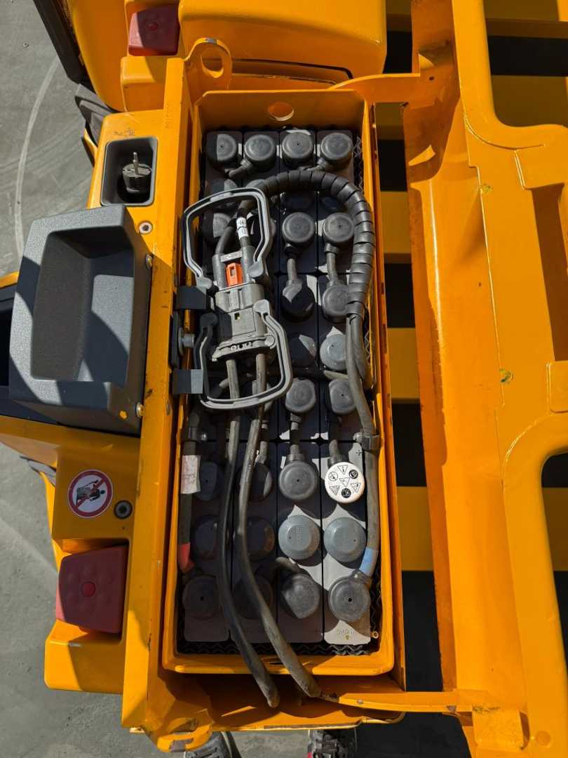 Used Forklift Jungheinrich EJE 220 Baujahr 2015 100x vorhanden ! Aktion Preis ! Žemo kėlimo krautuvas su grąžulu (Image 7) Used Forklift Jungheinrich EJE 220 Baujahr 2015 100x vorhanden ! Aktion Preis ! Žemo kėlimo krautuvas su grąžulu (Image 7)