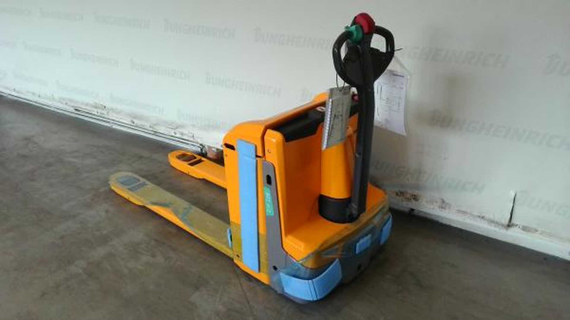 Used Forklift Jungheinrich EJE 116 140-67 Žemo kėlimo krautuvas su grąžulu (Image 2)