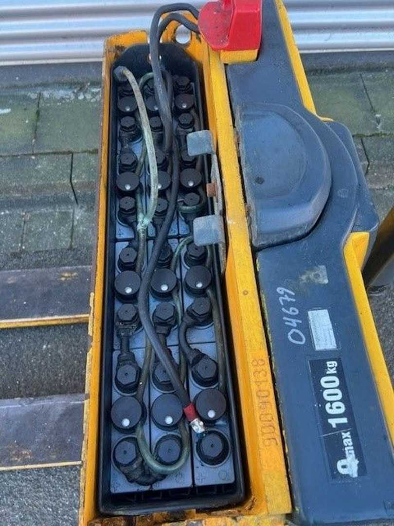 Used Forklift Jungheinrich ELE16 Žemo kėlimo krautuvas su grąžulu (Image 6)