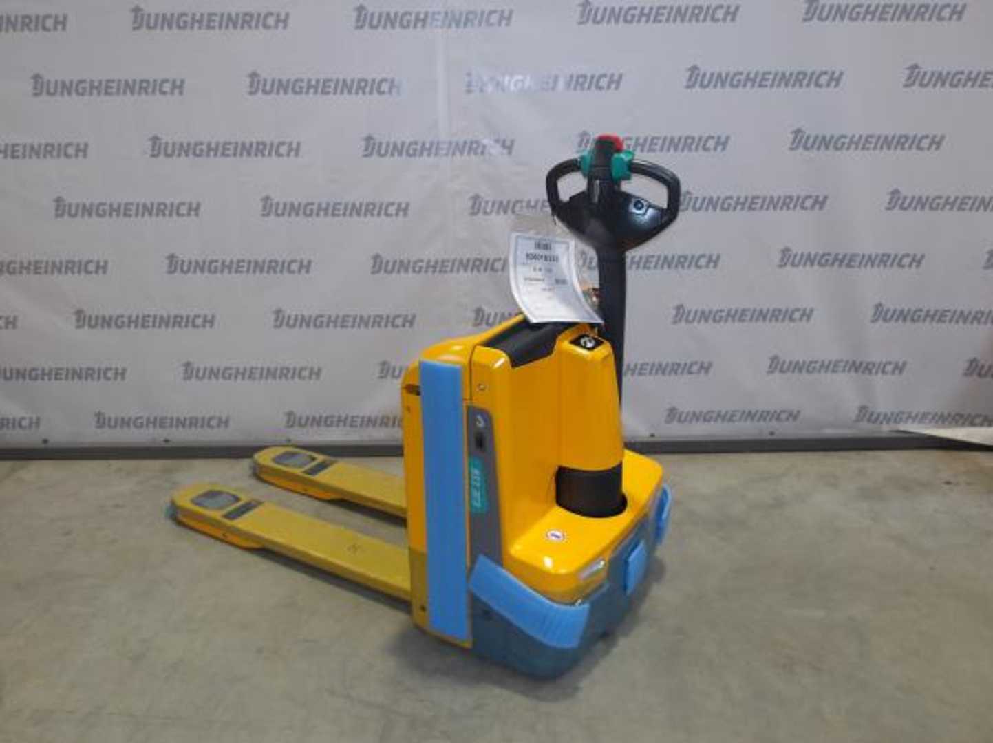 Used Forklift Jungheinrich EJE 116 115-54 Žemo kėlimo krautuvas su grąžulu (Image 1) Used Forklift Jungheinrich EJE 116 115-54 Žemo kėlimo krautuvas su grąžulu (Image 1)