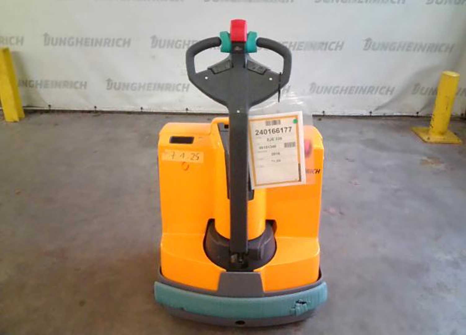 Used Forklift Jungheinrich EJE 220 180-54 Žemo kėlimo krautuvas su grąžulu (Image 3) Used Forklift Jungheinrich EJE 220 180-54 Žemo kėlimo krautuvas su grąžulu (Image 3)