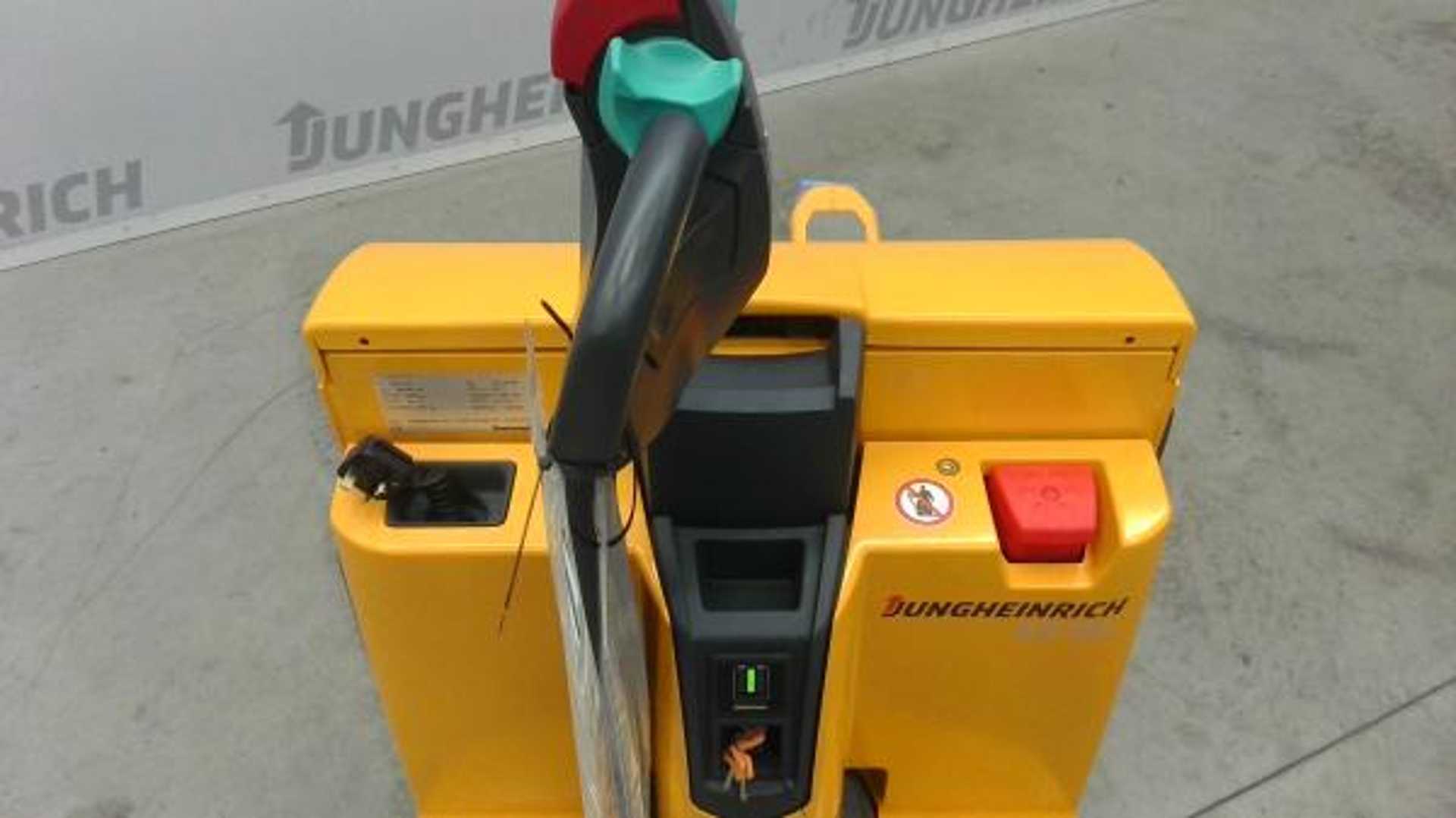 Used Forklift Jungheinrich EJE 116 115-54 Žemo kėlimo krautuvas su grąžulu (Image 3)