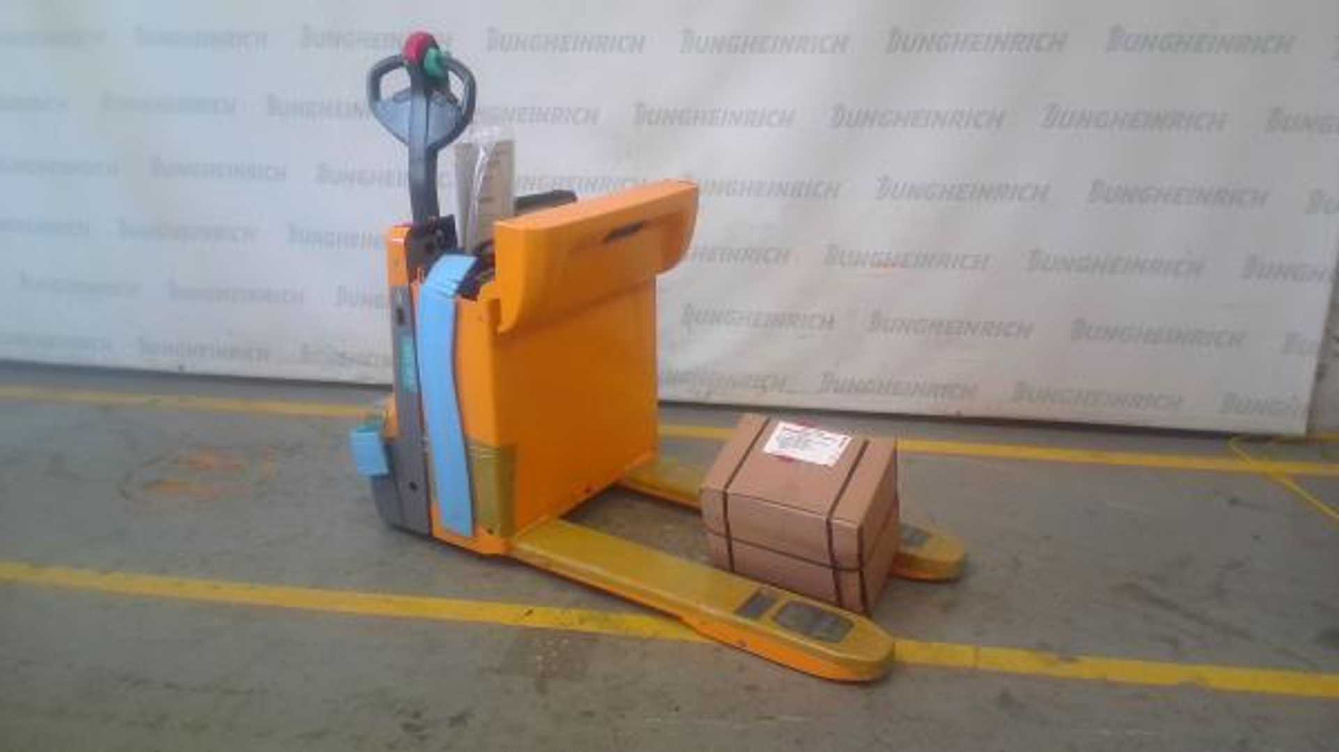 Used Forklift Jungheinrich EJE 118 33 100 67 Žemo kėlimo krautuvas su grąžulu (Image 1) Used Forklift Jungheinrich EJE 118 33 100 67 Žemo kėlimo krautuvas su grąžulu (Image 1)