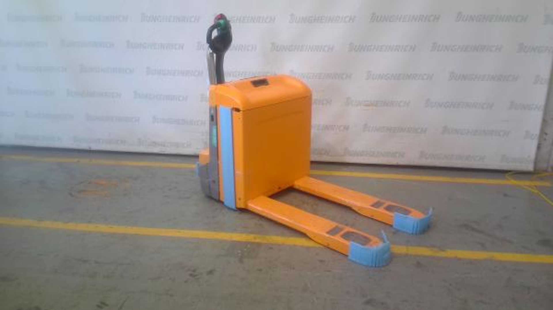 Used Forklift Jungheinrich EJE 116 33 100 67 Žemo kėlimo krautuvas su grąžulu (Image 1) Used Forklift Jungheinrich EJE 116 33 100 67 Žemo kėlimo krautuvas su grąžulu (Image 1)