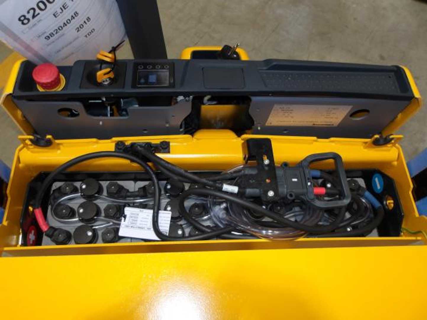 Used Forklift Jungheinrich EJE 114 100-67 Žemo kėlimo krautuvas su grąžulu (Image 3) Used Forklift Jungheinrich EJE 114 100-67 Žemo kėlimo krautuvas su grąžulu (Image 3)