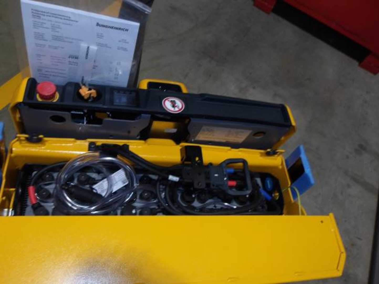 Used Forklift Jungheinrich EJE 114 115-54 Žemo kėlimo krautuvas su grąžulu (Image 3) Used Forklift Jungheinrich EJE 114 115-54 Žemo kėlimo krautuvas su grąžulu (Image 3)