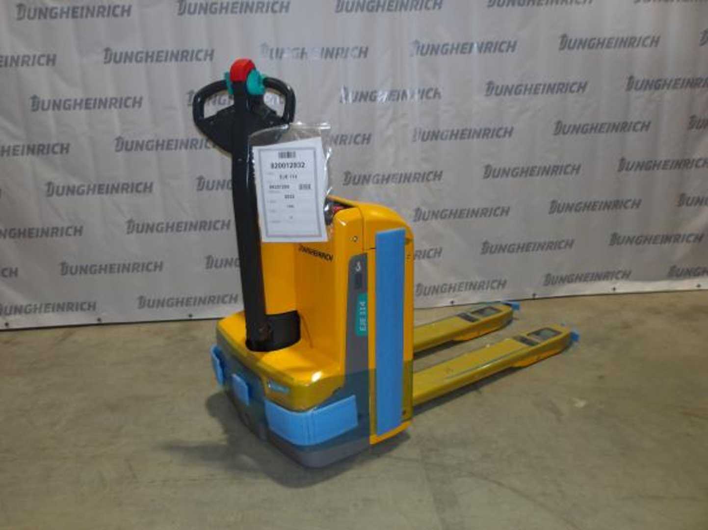 Used Forklift Jungheinrich EJE 114 115-51 Žemo kėlimo krautuvas su grąžulu (Image 2)