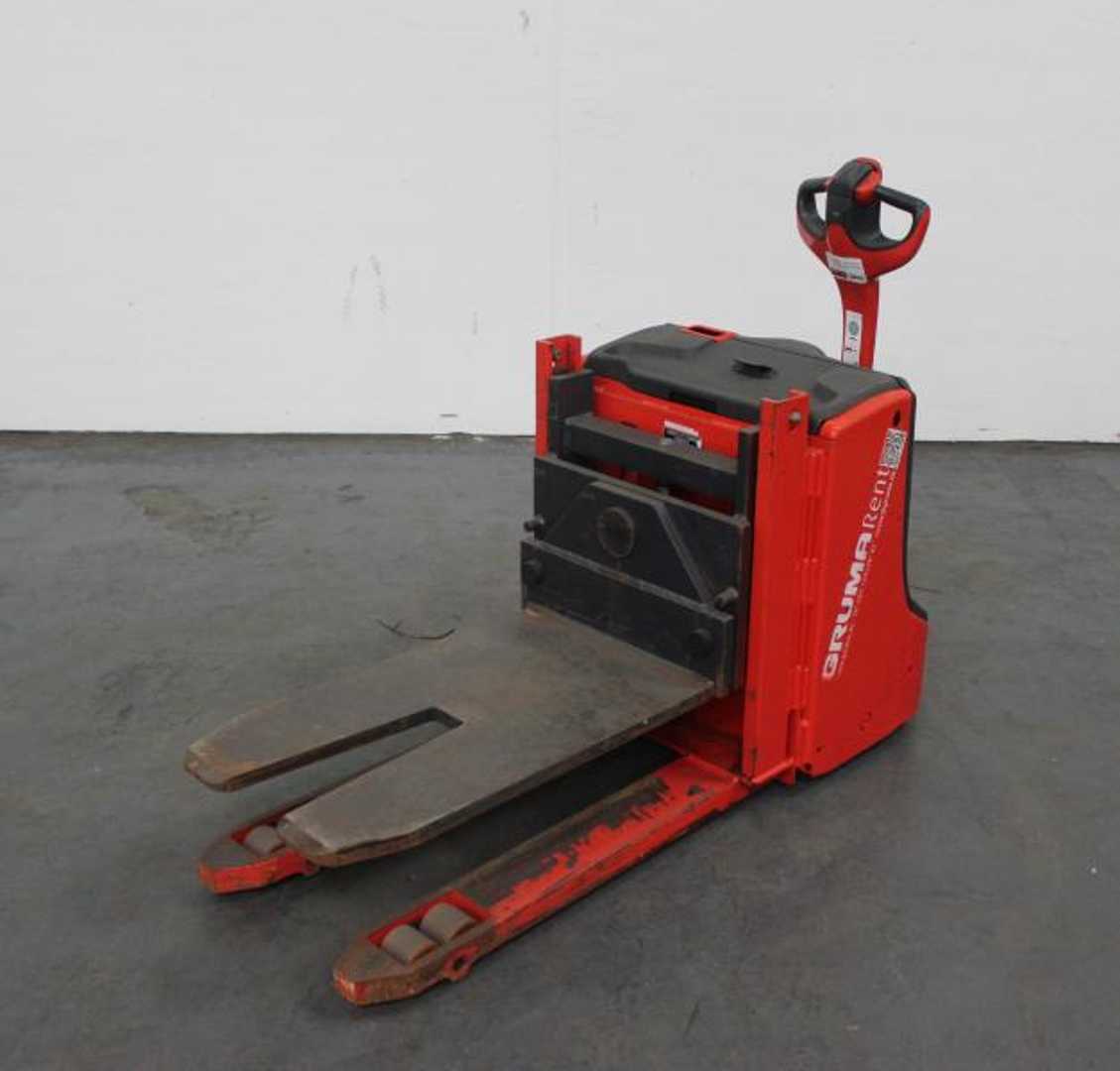 Used Forklift Linde T 19 L 1152 Žemo kėlimo krautuvas su grąžulu (Image 1) Used Forklift Linde T 19 L 1152 Žemo kėlimo krautuvas su grąžulu (Image 1)