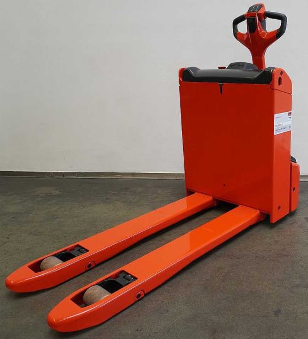 Used Forklift Linde T 16 ION 1155-00 Žemo kėlimo krautuvas su grąžulu (Image 5)