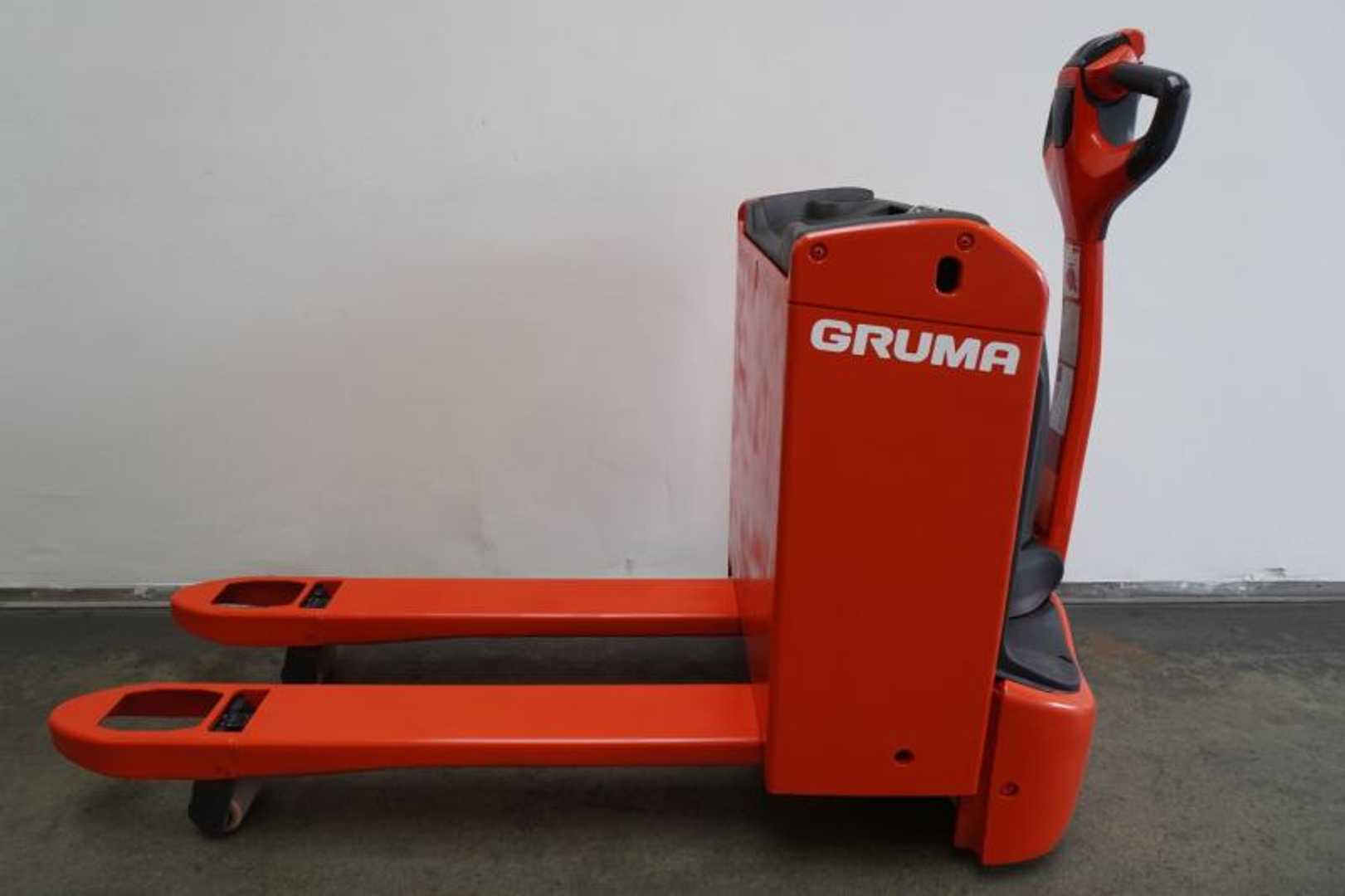 Used Forklift Linde T 16 1155-00 Žemo kėlimo krautuvas su grąžulu (Image 3)