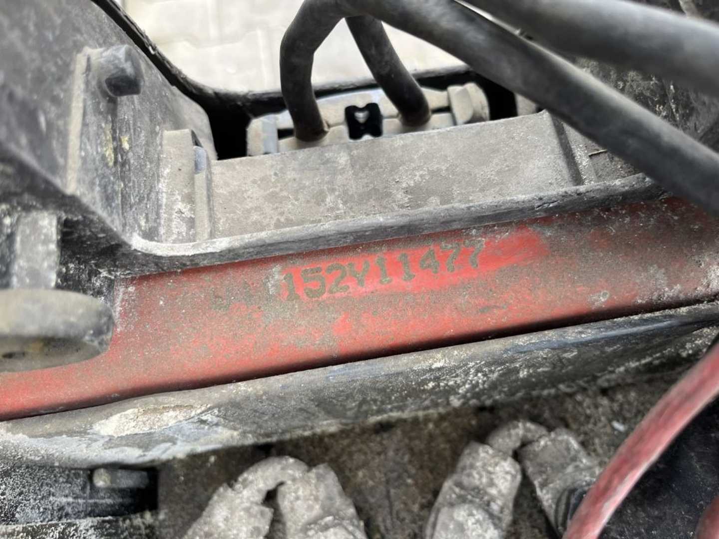 Used Forklift Linde T16 Žemo kėlimo krautuvas su grąžulu (Image 4) Used Forklift Linde T16 Žemo kėlimo krautuvas su grąžulu (Image 4)