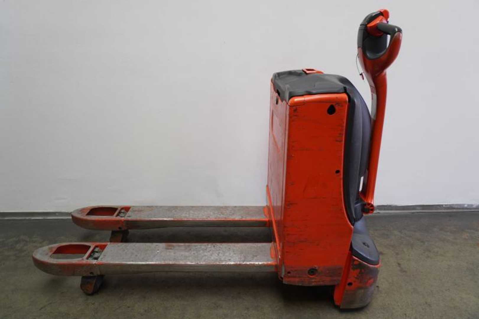 Used Forklift Linde T 16 ION 1152 Žemo kėlimo krautuvas su grąžulu (Image 3)