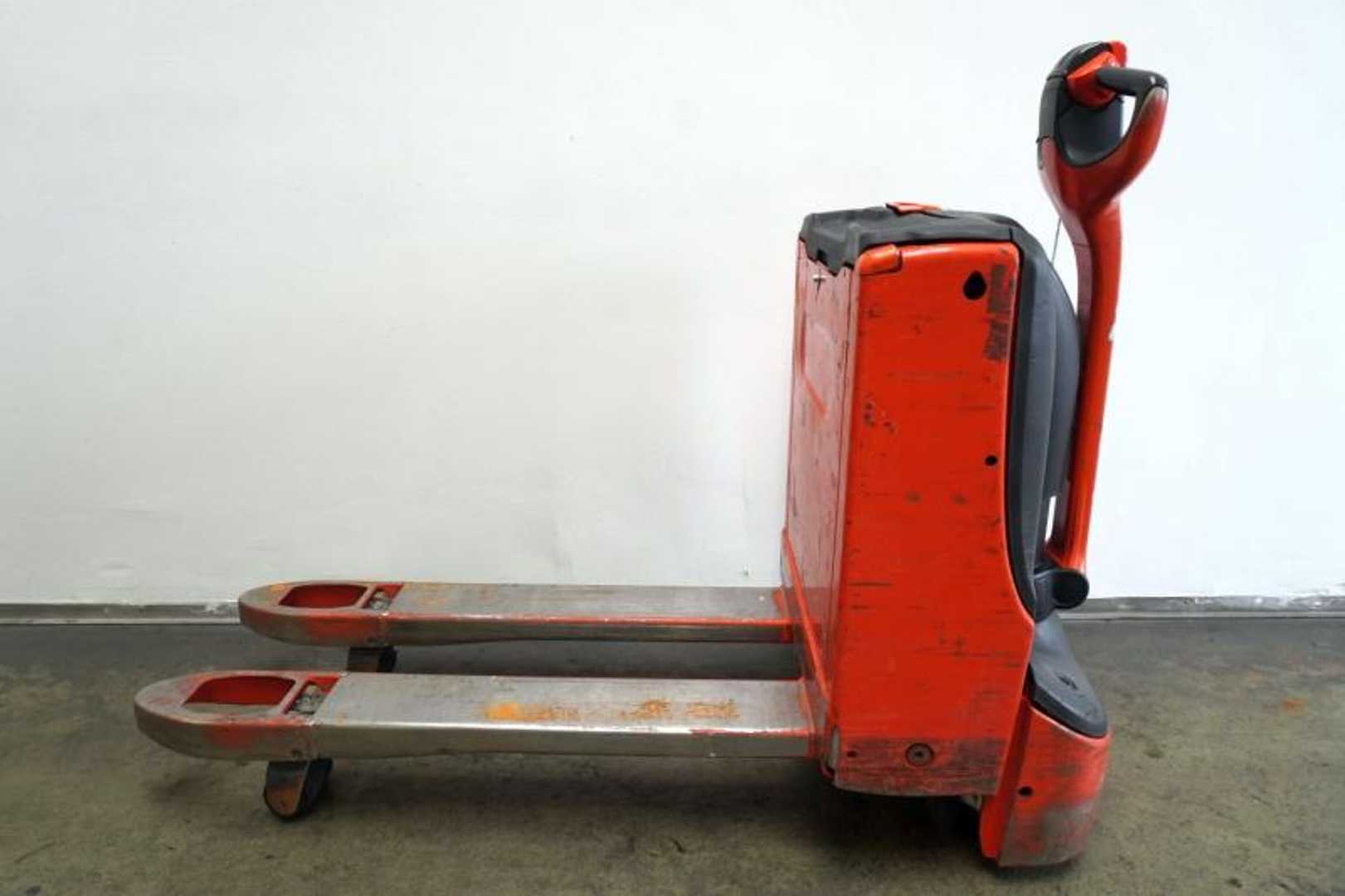 Used Forklift Linde T 16 ION 1152 Žemo kėlimo krautuvas su grąžulu (Image 3)