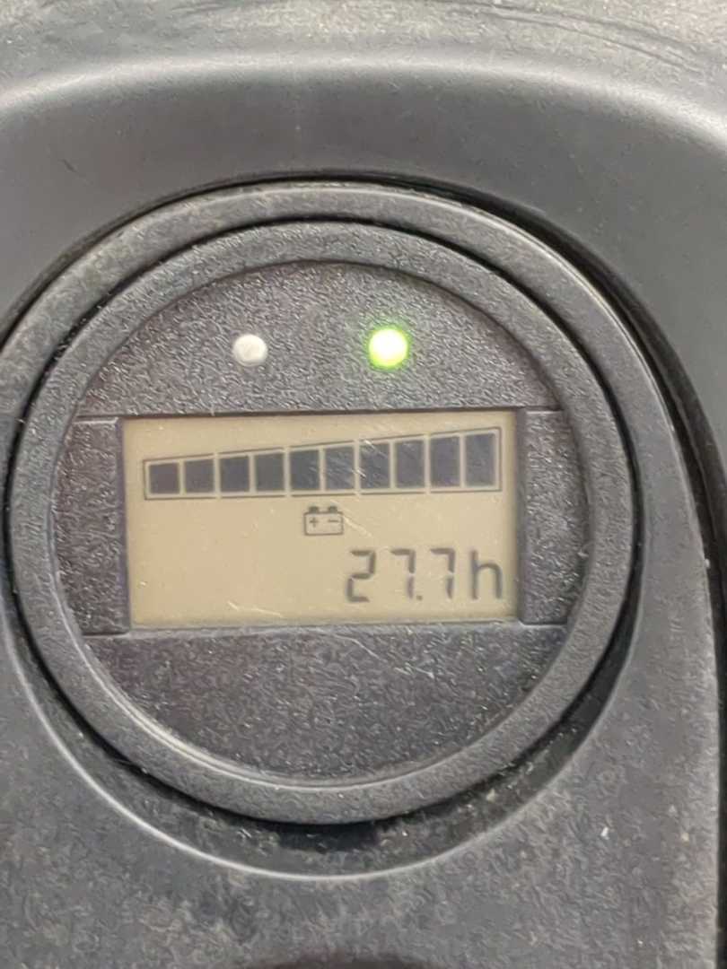 Used Forklift Linde ROTABATT Žemo kėlimo krautuvas su grąžulu (Image 5) Used Forklift Linde ROTABATT Žemo kėlimo krautuvas su grąžulu (Image 5)