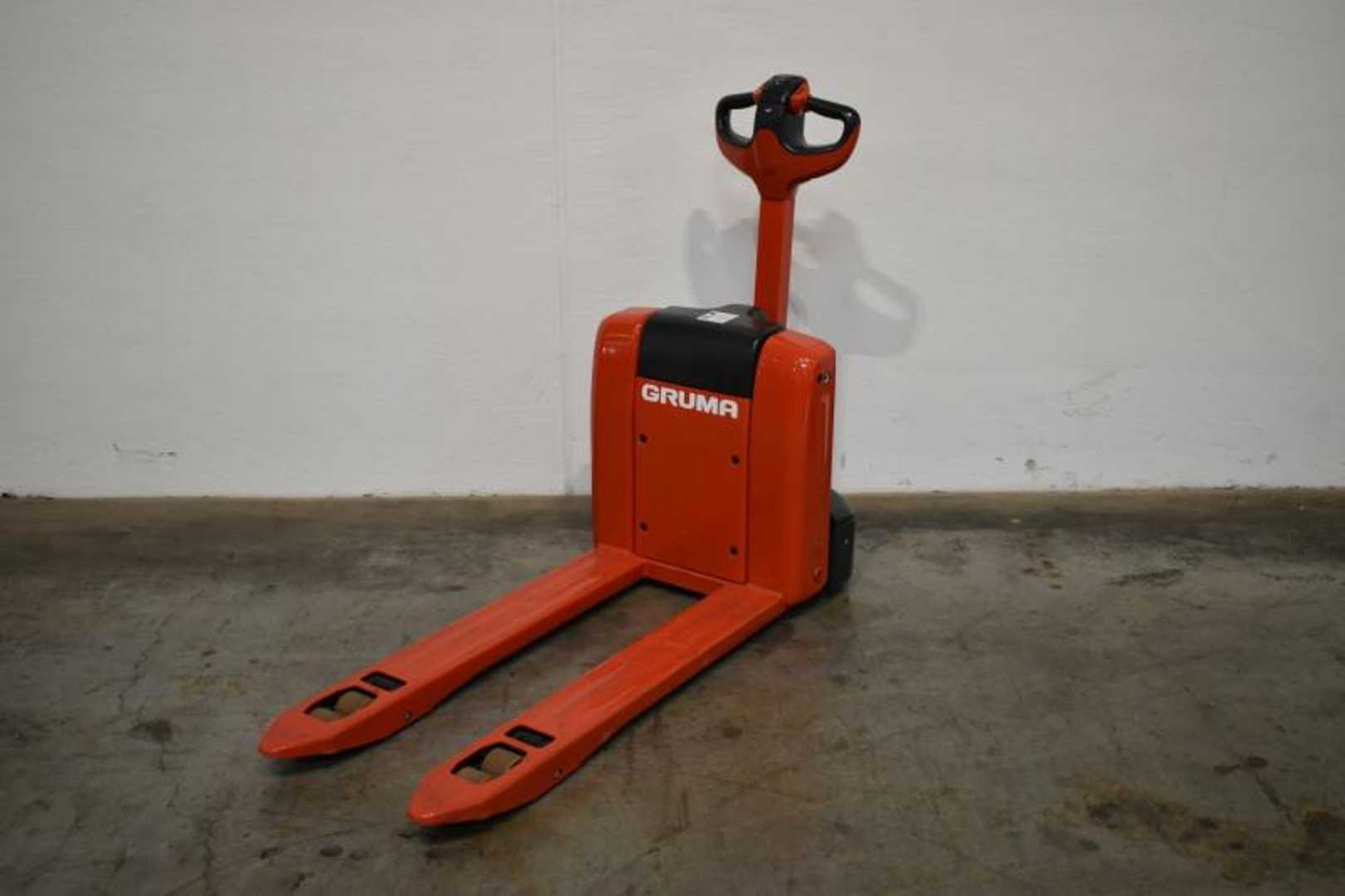 Used Forklift Linde MT 15 1133-03 Žemo kėlimo krautuvas su grąžulu (Image 2) Used Forklift Linde MT 15 1133-03 Žemo kėlimo krautuvas su grąžulu (Image 2)