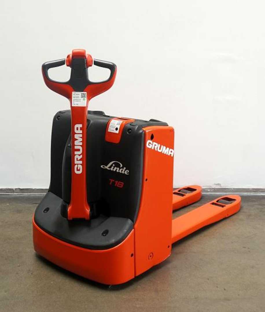 Used Forklift Linde T 18 1152 Žemo kėlimo krautuvas su grąžulu (Image 1) Used Forklift Linde T 18 1152 Žemo kėlimo krautuvas su grąžulu (Image 1)