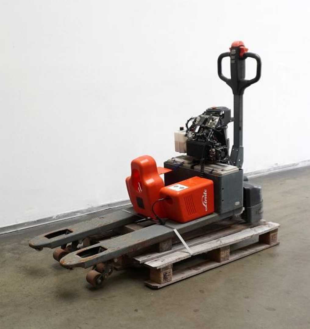 Used Forklift Linde MT 15 1133 Žemo kėlimo krautuvas su grąžulu (Image 2) Used Forklift Linde MT 15 1133 Žemo kėlimo krautuvas su grąžulu (Image 2)