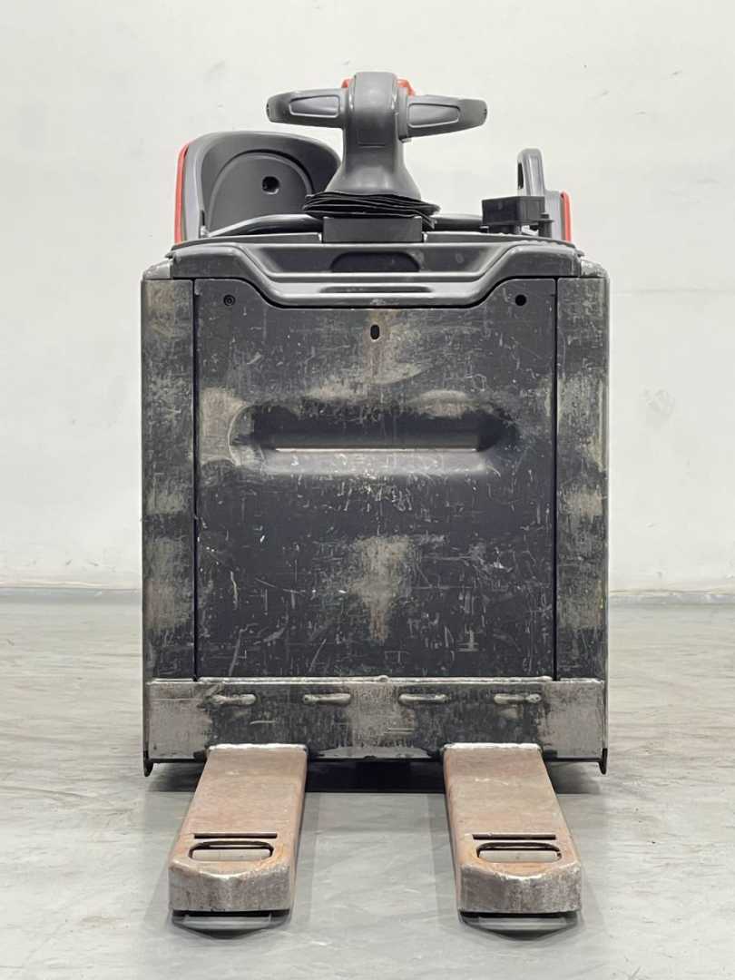 Used Forklift Linde T20SP-131 Žemo kėlimo krautuvas su grąžulu (Image 5)