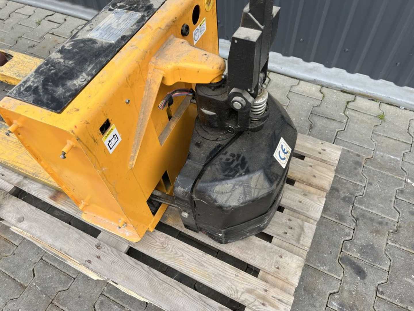 Used Forklift Other Xilin CBD10A Žemo kėlimo krautuvas su grąžulu (Image 5)