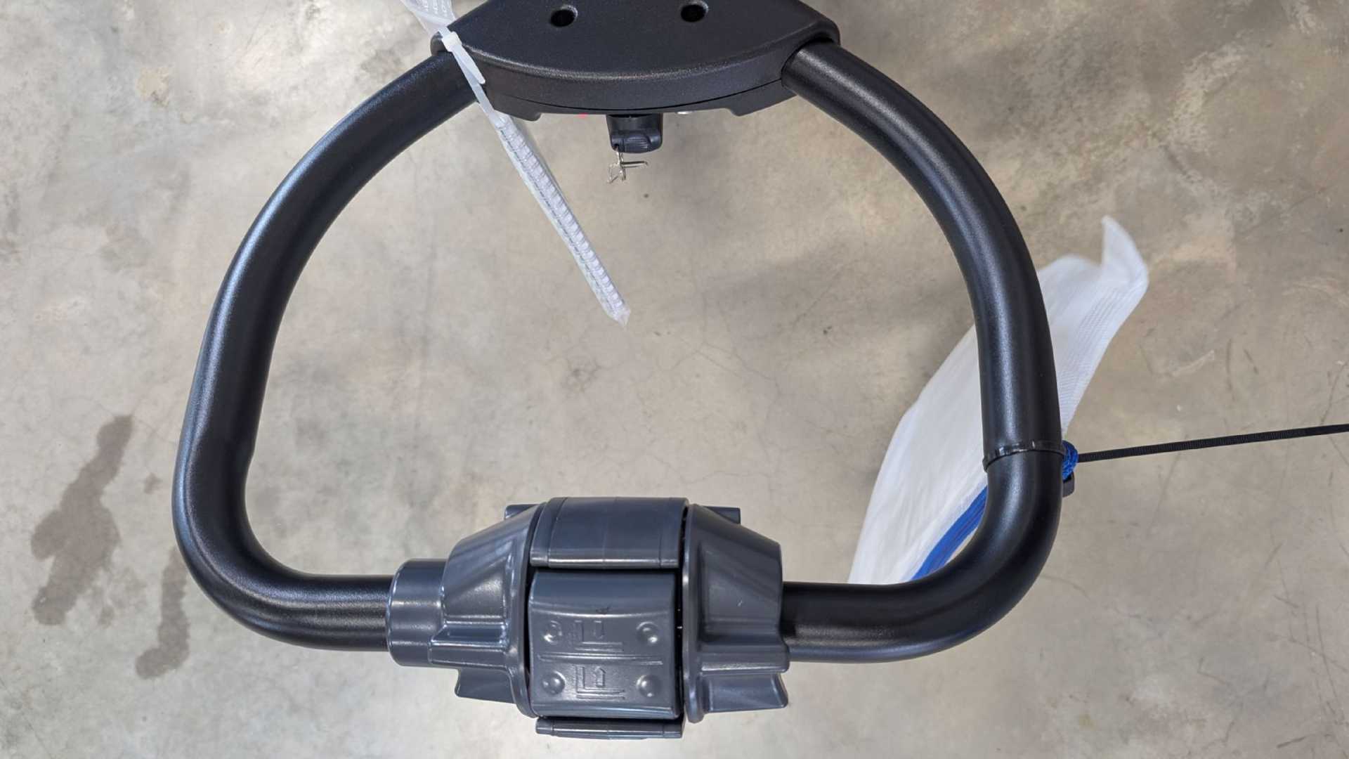 Used Forklift Other PTL 1.5 Žemo kėlimo krautuvas su grąžulu (Image 6) Used Forklift Other PTL 1.5 Žemo kėlimo krautuvas su grąžulu (Image 6)