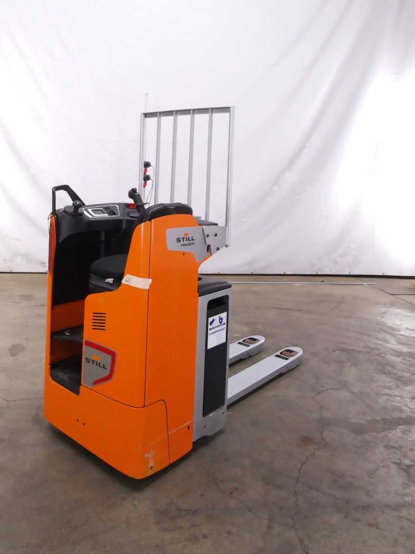 Used Forklift STILL FXH20N/1400MM Žemo kėlimo krautuvas su grąžulu (Image 2) Used Forklift STILL FXH20N/1400MM Žemo kėlimo krautuvas su grąžulu (Image 2)