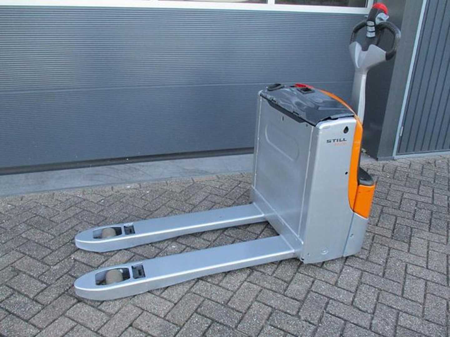 Used Forklift STILL EXU 16 Žemo kėlimo krautuvas su grąžulu (Image 3) Used Forklift STILL EXU 16 Žemo kėlimo krautuvas su grąžulu (Image 3)