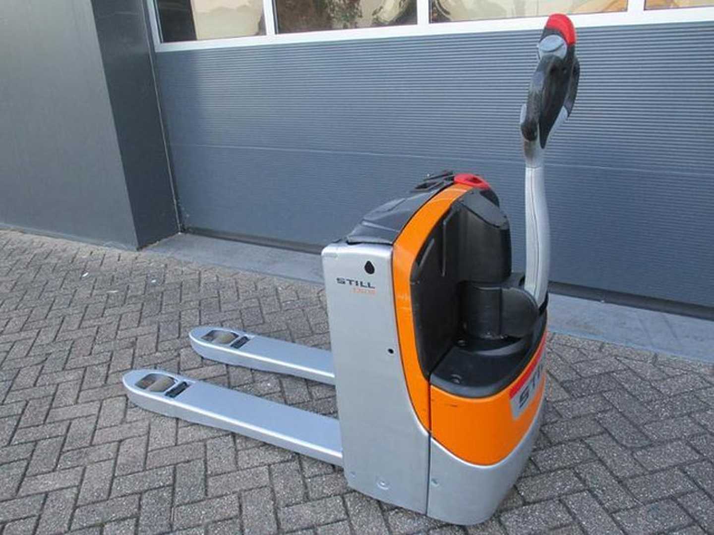 Used Forklift STILL EXU 16 Žemo kėlimo krautuvas su grąžulu (Image 4) Used Forklift STILL EXU 16 Žemo kėlimo krautuvas su grąžulu (Image 4)