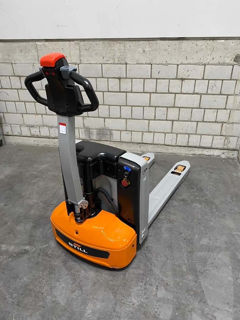 Used Forklift STILL ECH15 Žemo kėlimo krautuvas su grąžulu (Image 1) Used Forklift STILL ECH15 Žemo kėlimo krautuvas su grąžulu (Image 1)