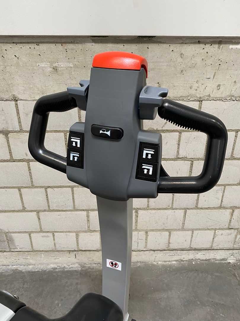 Used Forklift STILL ECH15 Žemo kėlimo krautuvas su grąžulu (Image 2) Used Forklift STILL ECH15 Žemo kėlimo krautuvas su grąžulu (Image 2)
