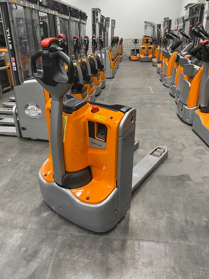 Used Forklift STILL EXH14_BATT.25 Žemo kėlimo krautuvas su grąžulu (Image 1) Used Forklift STILL EXH14_BATT.25 Žemo kėlimo krautuvas su grąžulu (Image 1)