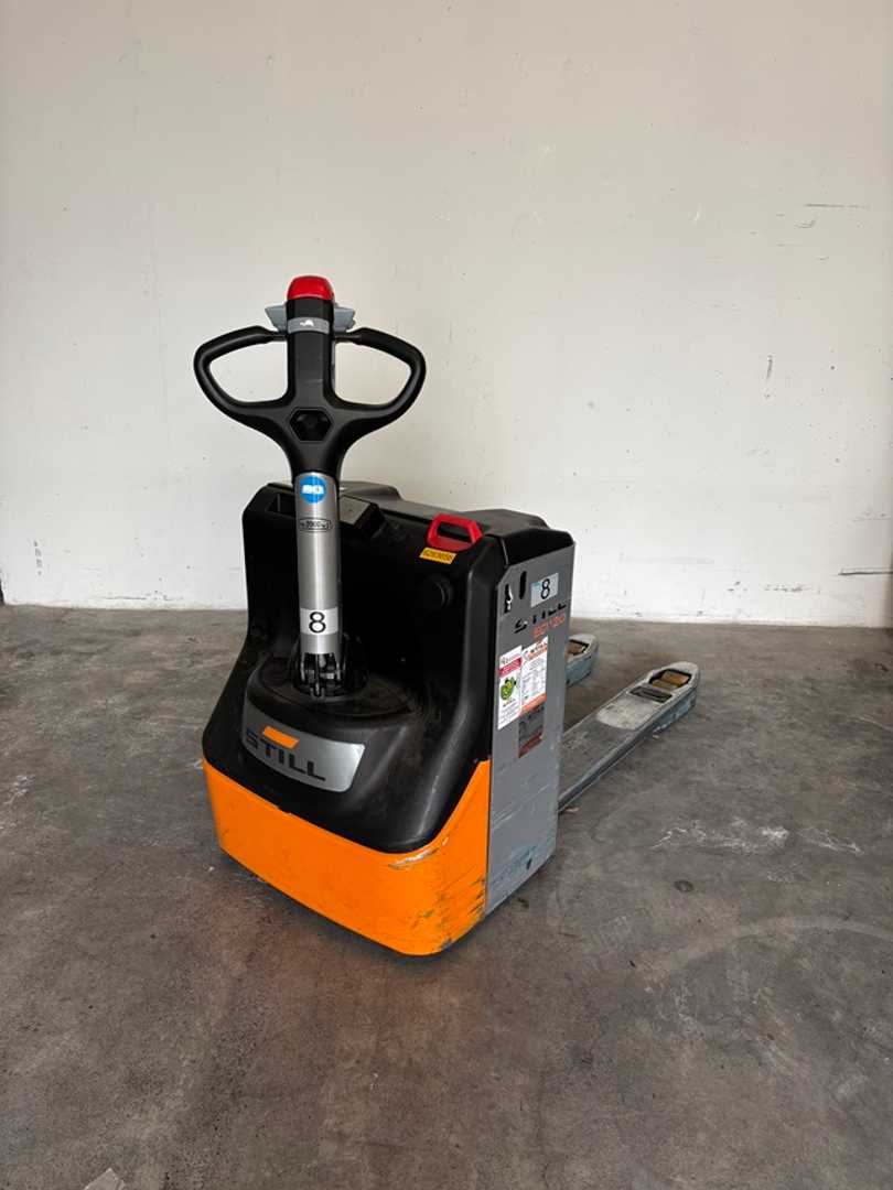 Used Forklift STILL ECU20_NEUE.BATT Žemo kėlimo krautuvas su grąžulu (Image 1) Used Forklift STILL ECU20_NEUE.BATT Žemo kėlimo krautuvas su grąžulu (Image 1)