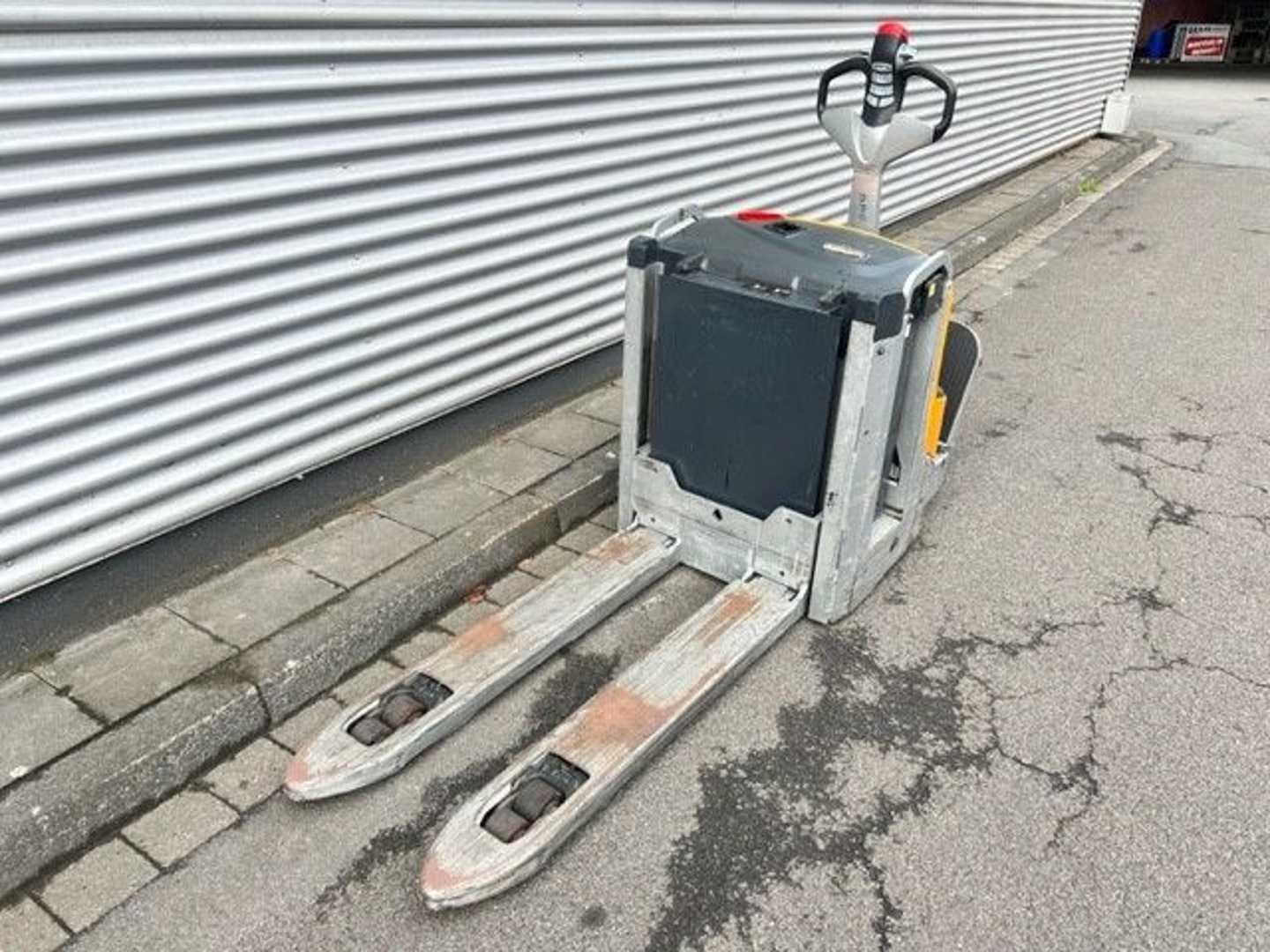 Used Forklift STILL EXU-H20S Žemo kėlimo krautuvas su grąžulu (Image 2) Used Forklift STILL EXU-H20S Žemo kėlimo krautuvas su grąžulu (Image 2)