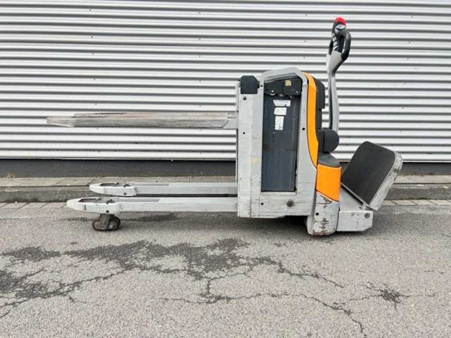 Used Forklift STILL EXU-H20S Žemo kėlimo krautuvas su grąžulu (Image 5) Used Forklift STILL EXU-H20S Žemo kėlimo krautuvas su grąžulu (Image 5)