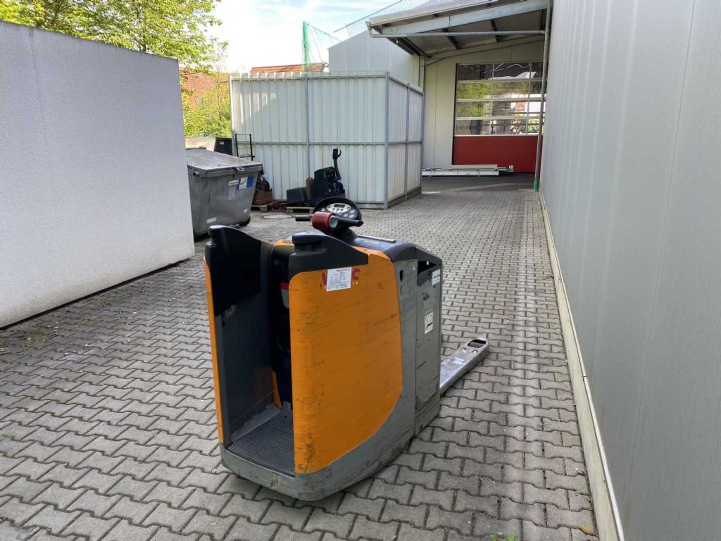 Used Forklift STILL EXU-S 22 Žemo kėlimo krautuvas su grąžulu (Image 2) Used Forklift STILL EXU-S 22 Žemo kėlimo krautuvas su grąžulu (Image 2)