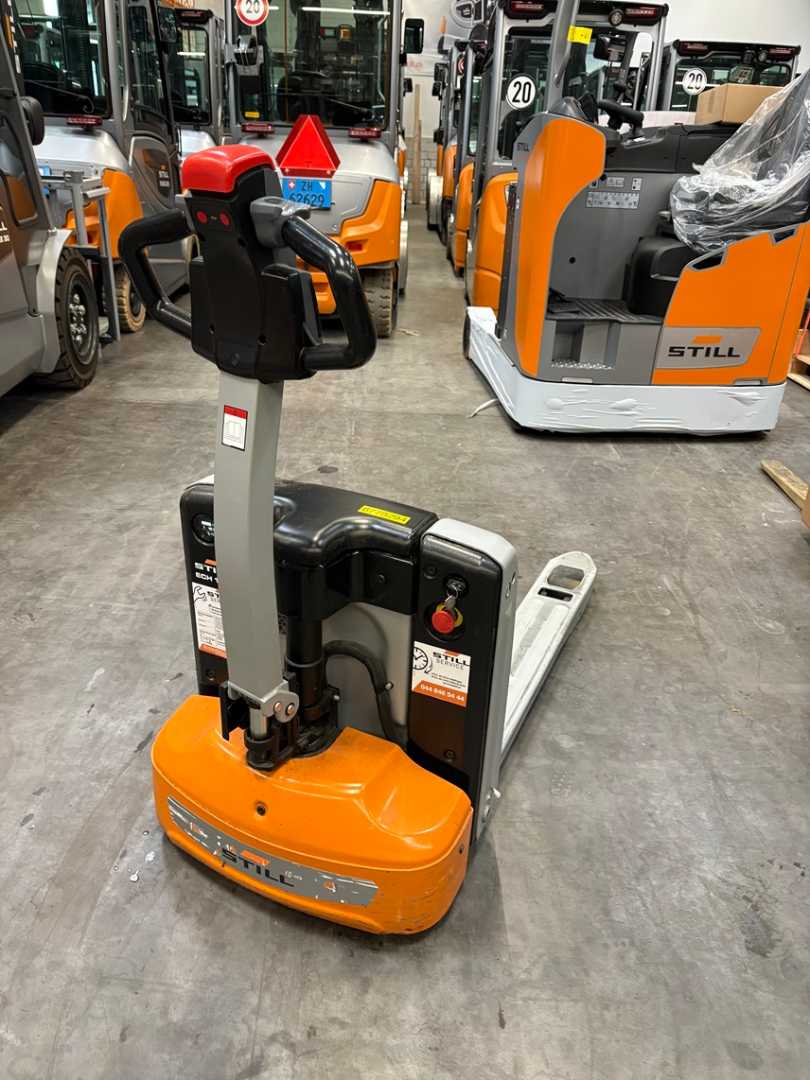 Used Forklift STILL ECH15 Žemo kėlimo krautuvas su grąžulu (Image 1) Used Forklift STILL ECH15 Žemo kėlimo krautuvas su grąžulu (Image 1)