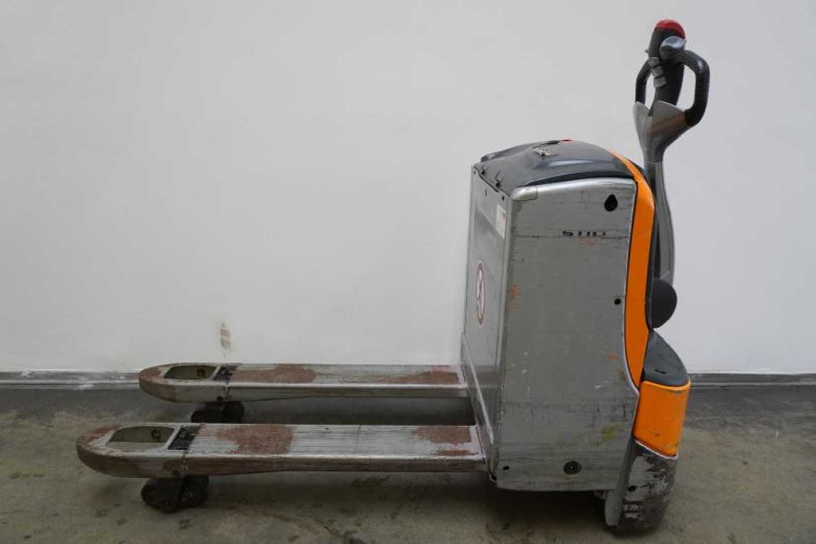 Used Forklift STILL EXU 20 Žemo kėlimo krautuvas su grąžulu (Image 3) Used Forklift STILL EXU 20 Žemo kėlimo krautuvas su grąžulu (Image 3)