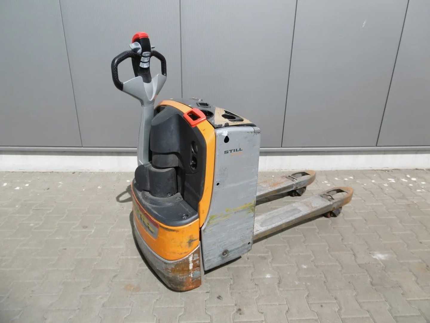 Used Forklift STILL EXU 20 Žemo kėlimo krautuvas su grąžulu (Image 2)