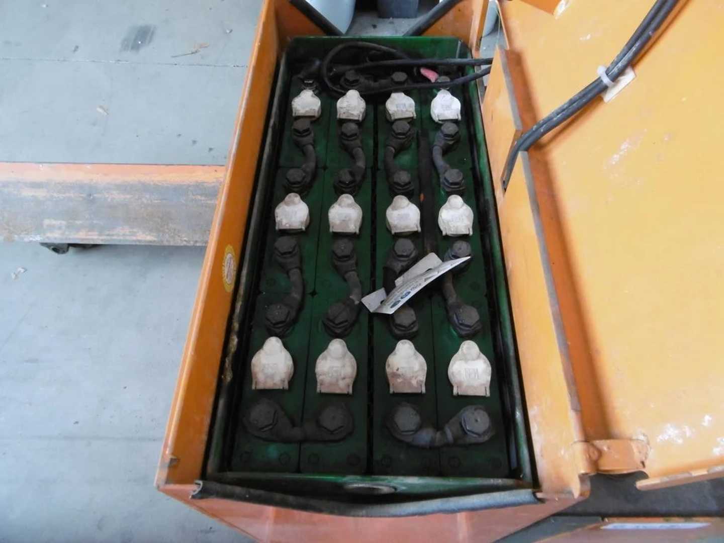 Used Forklift STILL EGU 3000 Žemo kėlimo krautuvas su grąžulu (Image 5)