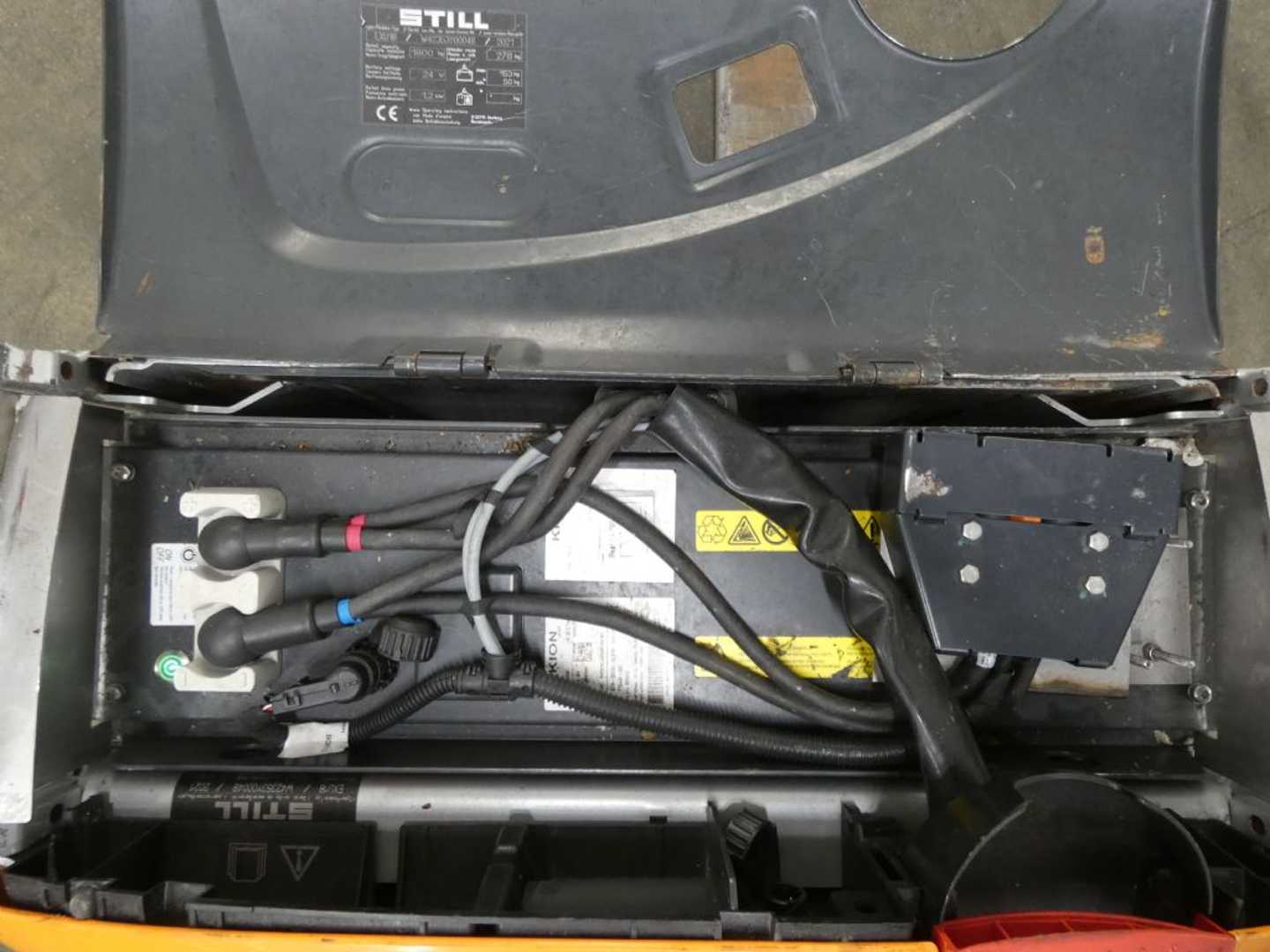 Used Forklift STILL EXU18/LIION Žemo kėlimo krautuvas su grąžulu (Image 4)