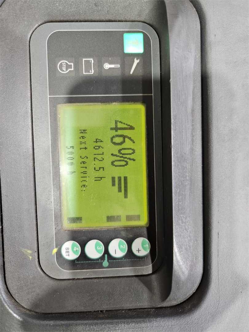 Used Forklift Linde T20AP Žemo kėlimo krautuvas su grąžulu (Image 4) Used Forklift Linde T20AP Žemo kėlimo krautuvas su grąžulu (Image 4)