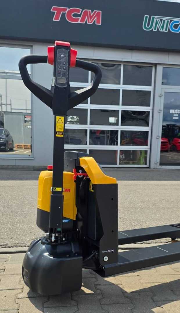 Used Forklift TCM PWL 15 E-Q2 BRAND NEW Žemo kėlimo krautuvas su grąžulu (Image 12) Used Forklift TCM PWL 15 E-Q2 BRAND NEW Žemo kėlimo krautuvas su grąžulu (Image 12)