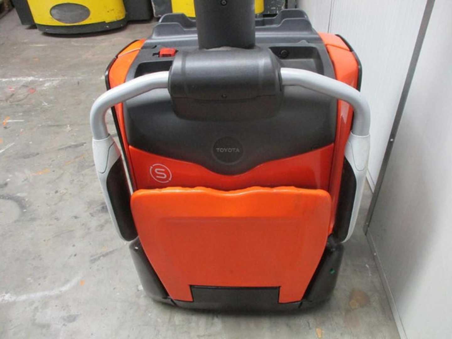 Used Forklift BT LPE200 Žemo kėlimo krautuvas su vairuotojo stovu (ar keleivio platforma) (Image 5) Used Forklift BT LPE200 Žemo kėlimo krautuvas su vairuotojo stovu (ar keleivio platforma) (Image 5)