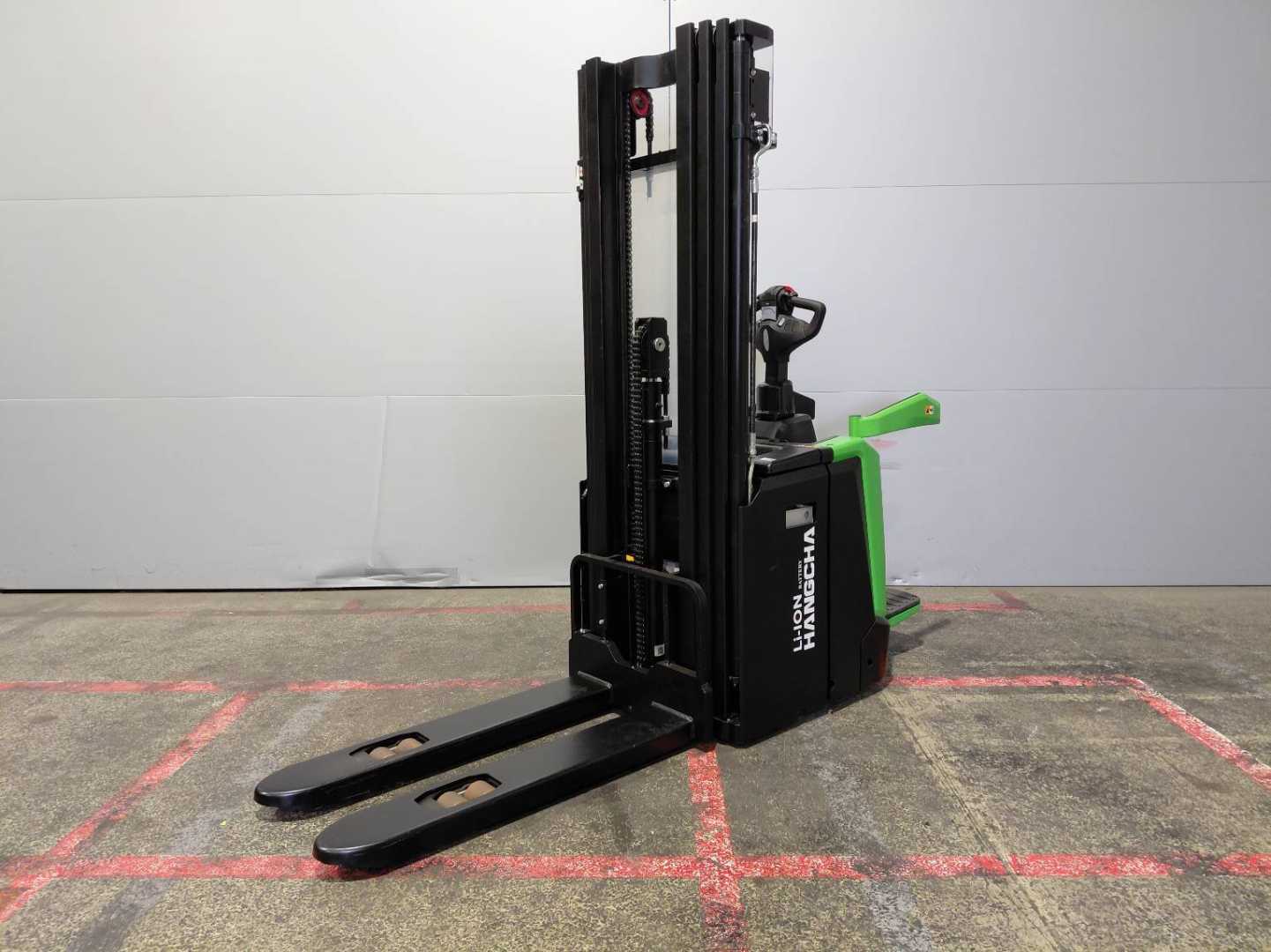 Used Forklift Hangcha CDD16-XT1S-SiL Žemo kėlimo krautuvas su vairuotojo stovu (ar keleivio platforma) (Image 10) Used Forklift Hangcha CDD16-XT1S-SiL Žemo kėlimo krautuvas su vairuotojo stovu (ar keleivio platforma) (Image 10)