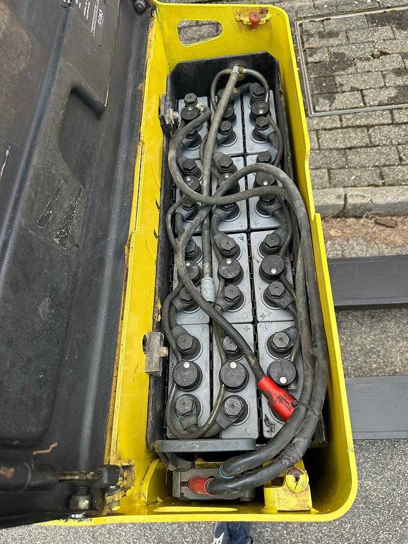 Used Forklift Hyster P2.0S Žemo kėlimo krautuvas su vairuotojo stovu (ar keleivio platforma) (Image 5) Used Forklift Hyster P2.0S Žemo kėlimo krautuvas su vairuotojo stovu (ar keleivio platforma) (Image 5)