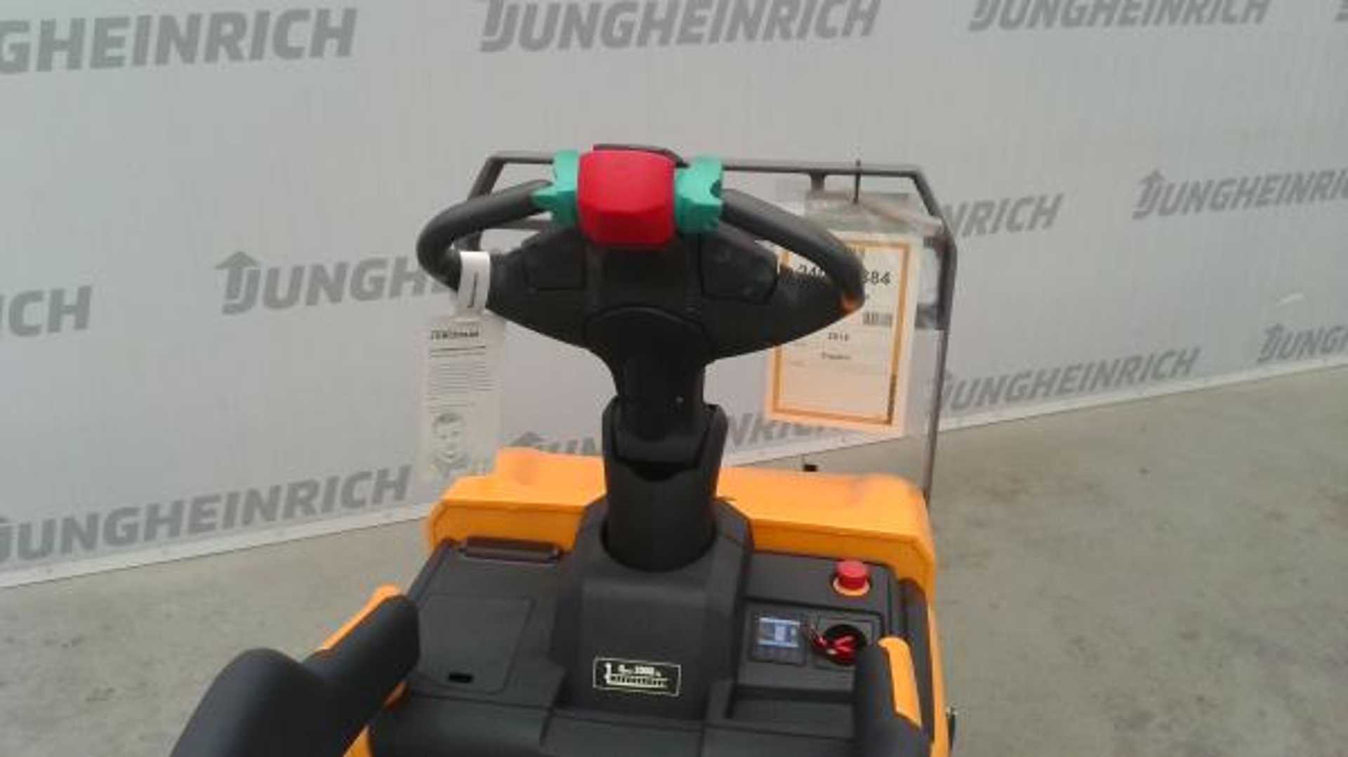 Used Forklift Jungheinrich ERE 120 KP 33 100 67 Žemo kėlimo krautuvas su vairuotojo stovu (ar keleivio platforma) (Image 3) Used Forklift Jungheinrich ERE 120 KP 33 100 67 Žemo kėlimo krautuvas su vairuotojo stovu (ar keleivio platforma) (Image 3)