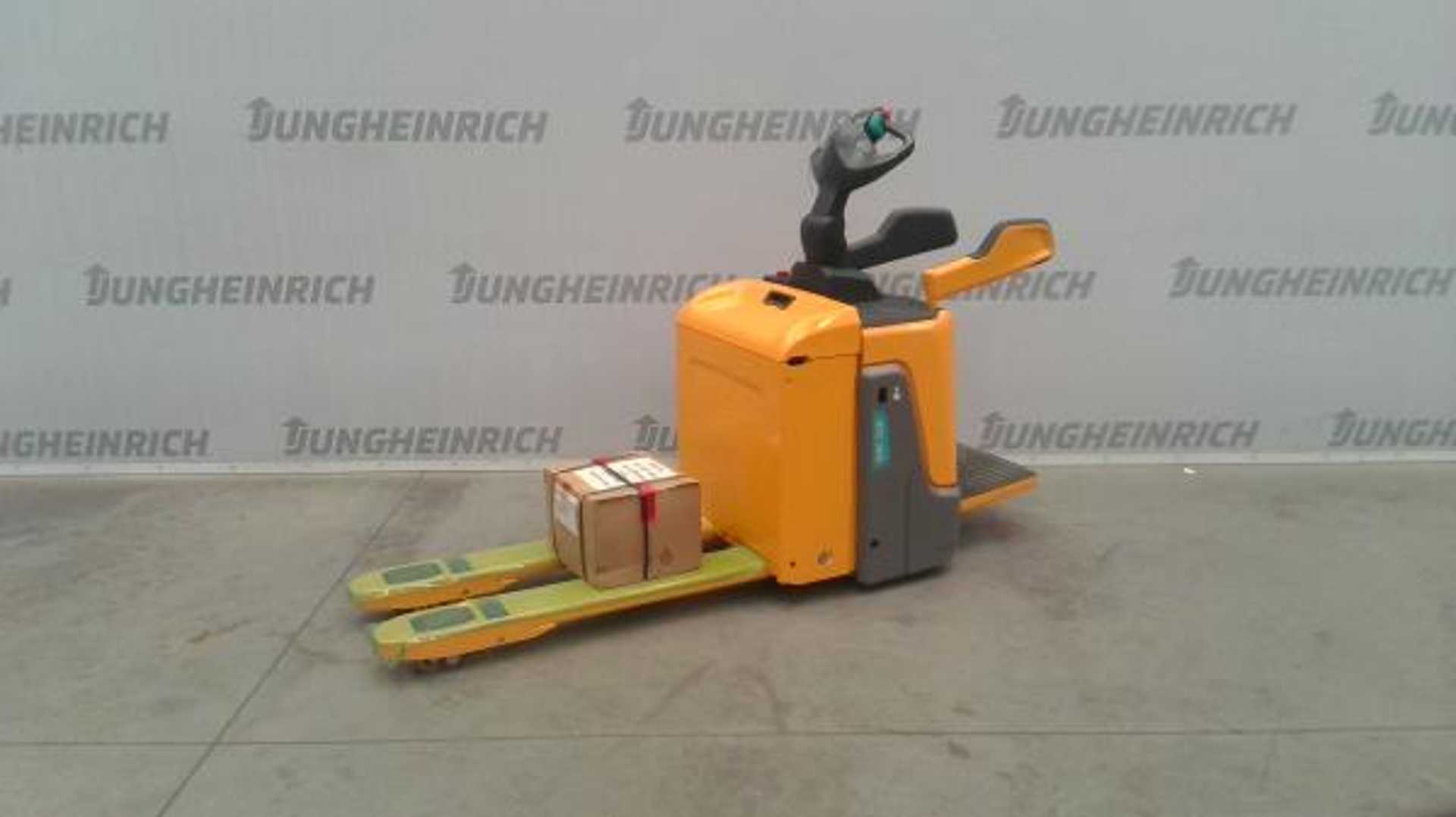 Used Forklift Jungheinrich ERE 120 KP 115-54 Žemo kėlimo krautuvas su vairuotojo stovu (ar keleivio platforma) (Image 1) Used Forklift Jungheinrich ERE 120 KP 115-54 Žemo kėlimo krautuvas su vairuotojo stovu (ar keleivio platforma) (Image 1)