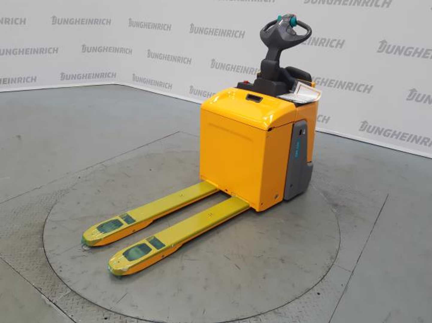 Used Forklift Jungheinrich ERE 120 KP 115-54 Žemo kėlimo krautuvas su vairuotojo stovu (ar keleivio platforma) (Image 2)